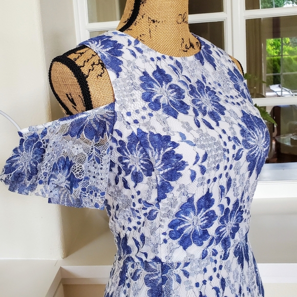 French Connection Convertible Sleeve Dress - Picture 7 of 13